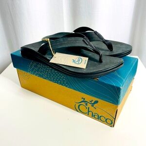 Chaco Leather Flip Flops - Black - Men’s 9 / Women’s 11